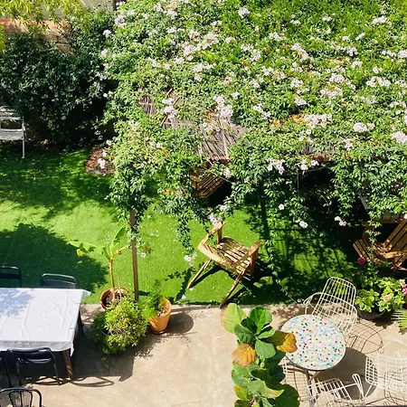 Les Cagettes En Bed & Breakfast 3*