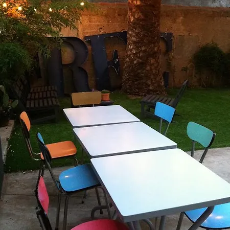 Oda ve Kahvaltı Les Cagettes En